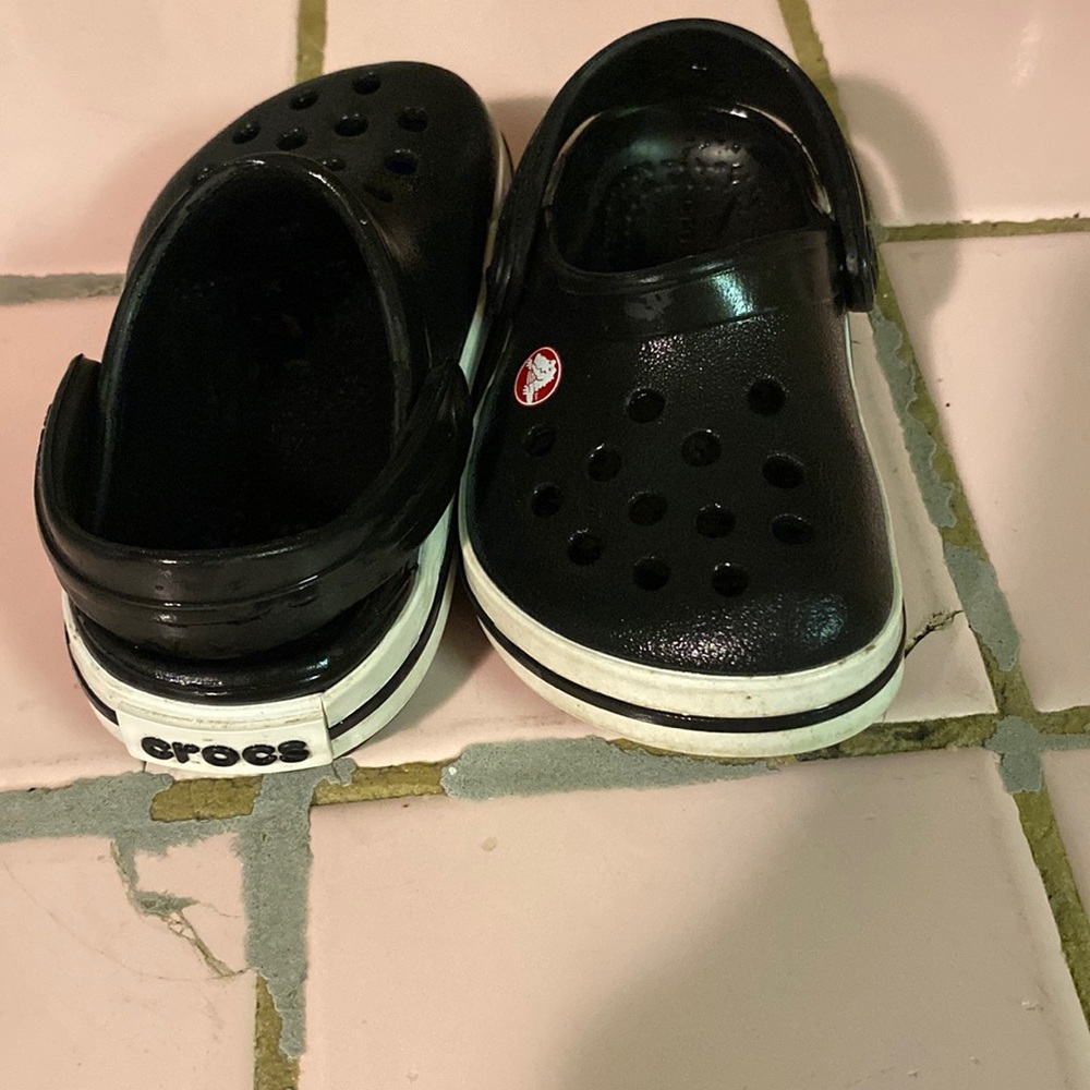 Toddler Crocs Size 5